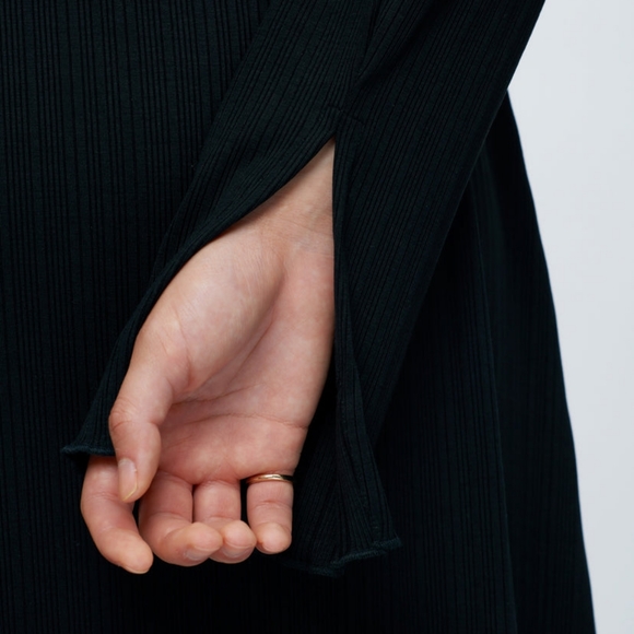 Textured Maxi Dress - Picture 2 of 5